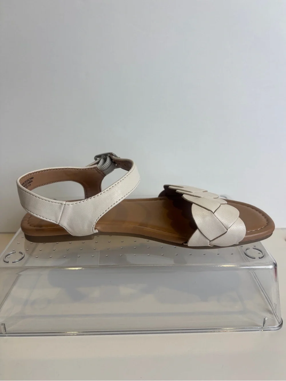 Old Navy Girls Size 1 Creme De La Creme Faux-Leather Braided Sandals